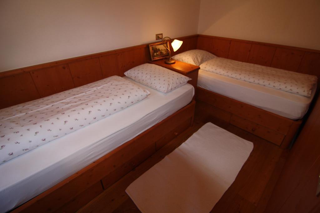 Residence Mairhofer Dobbiaco Room photo