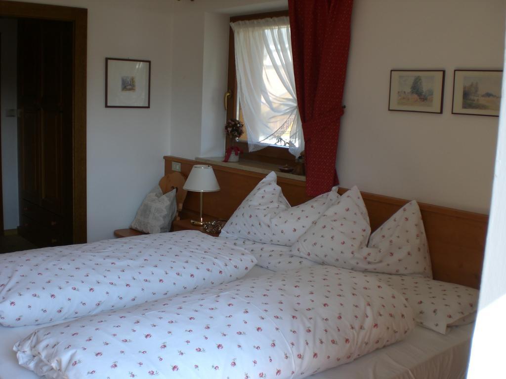 Residence Mairhofer Dobbiaco Room photo